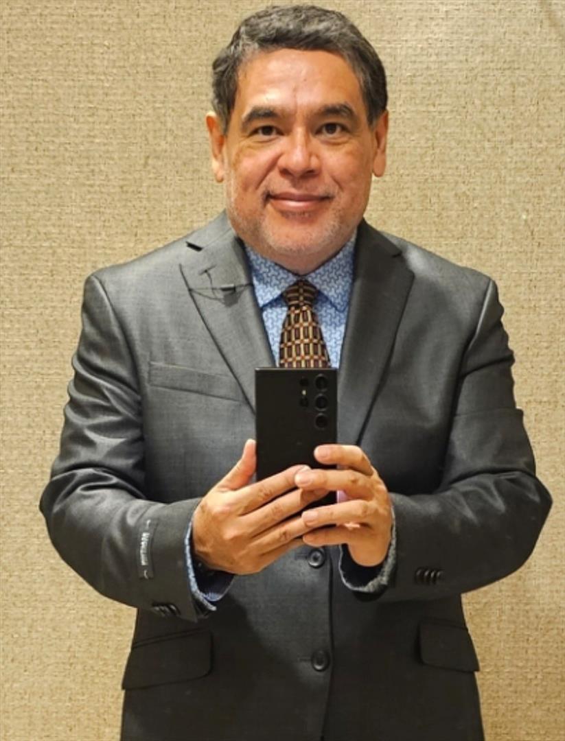 Carlos